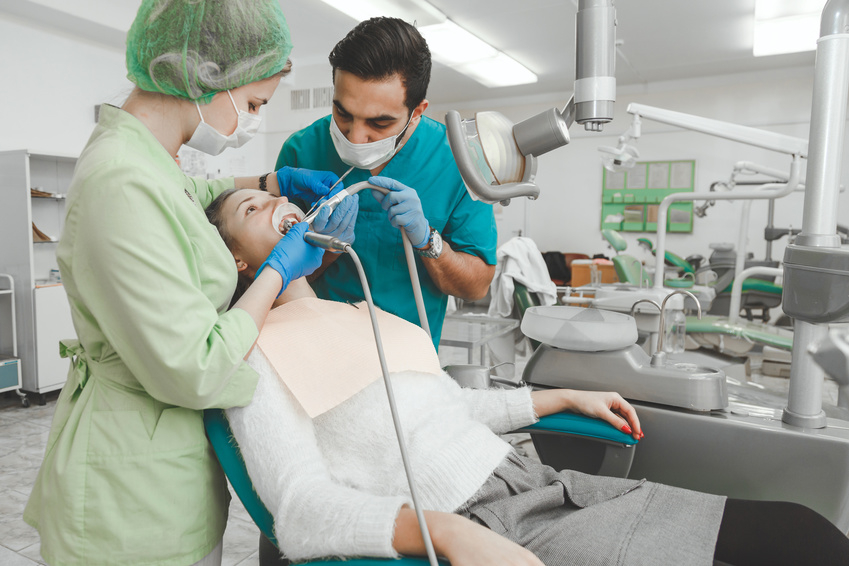 Leczenie kanałowe zębów Rzeszów Dentysta w Rzeszowie